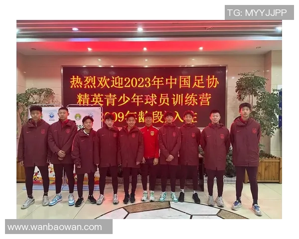 中国足球男球星抖音账号曝光 粉丝热议与球场外生活分享