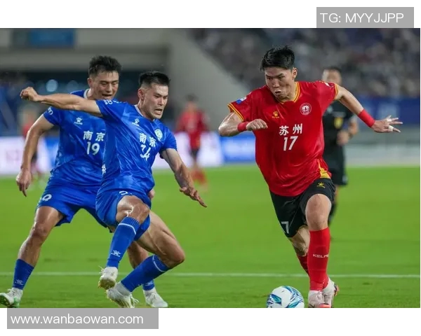 江苏足球队历史上的几位代表性球星及其成就解析 江苏足球队历史上的几位代表性球星及其成就解析